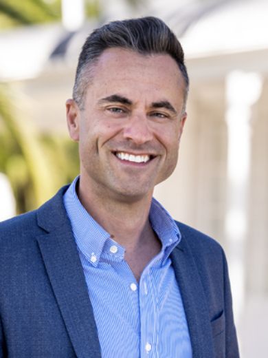 Theo Politis - Real Estate Agent at Barry Plant Ivanhoe - IVANHOE