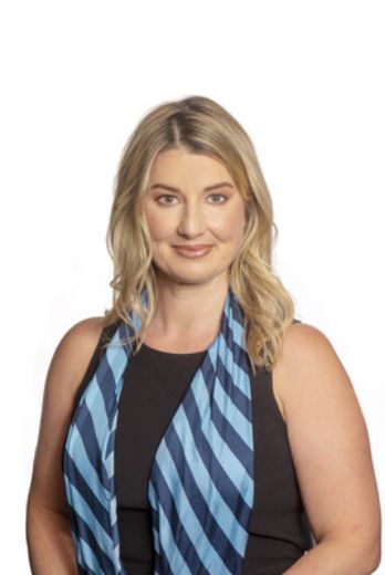 Theresa Rowe - Real Estate Agent at Harcourts - Rockingham