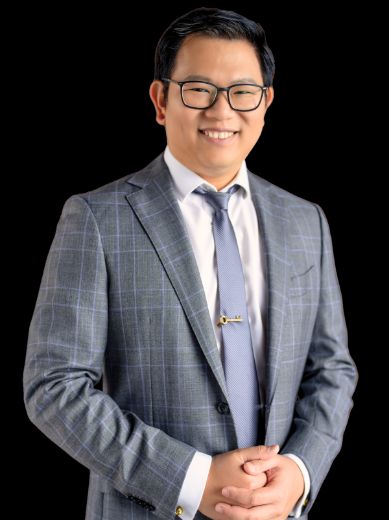 Thomas Vuong - Real Estate Agent at V Realty