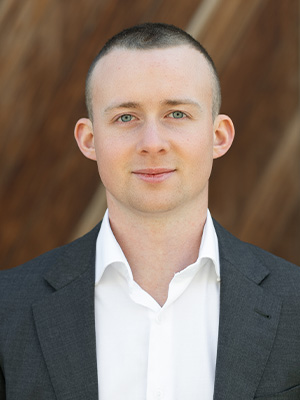 Toby Nathan - Real Estate Agent