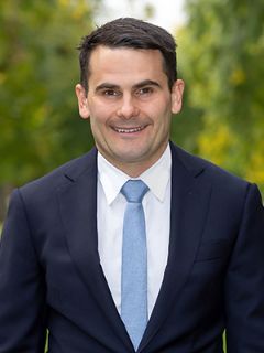 Tom Hector - Real Estate Agent Tom Hector - Real Estate Agent