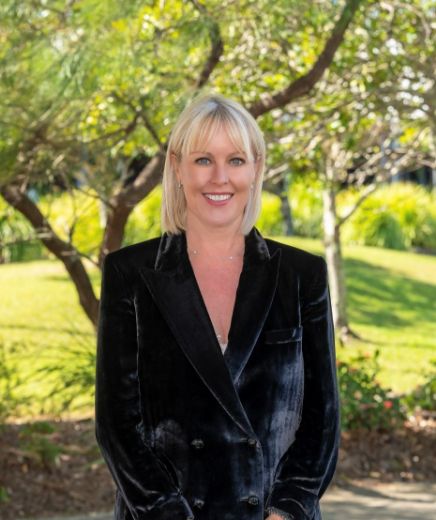 Tonja Ferguson - Real Estate Agent at Ray White - Pelican Waters