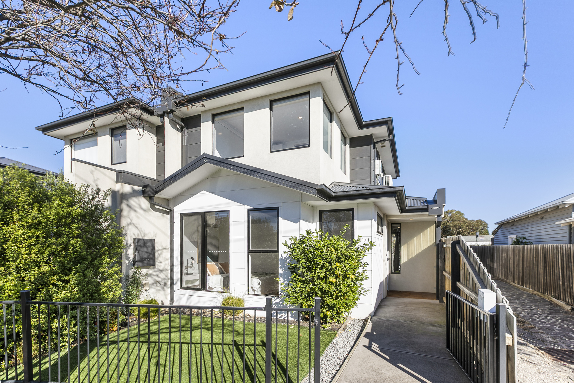 1/1 Suffolk Street, West Footscray, Vic 3012 1/1 Suffolk Street, West Footscray, Vic 3012