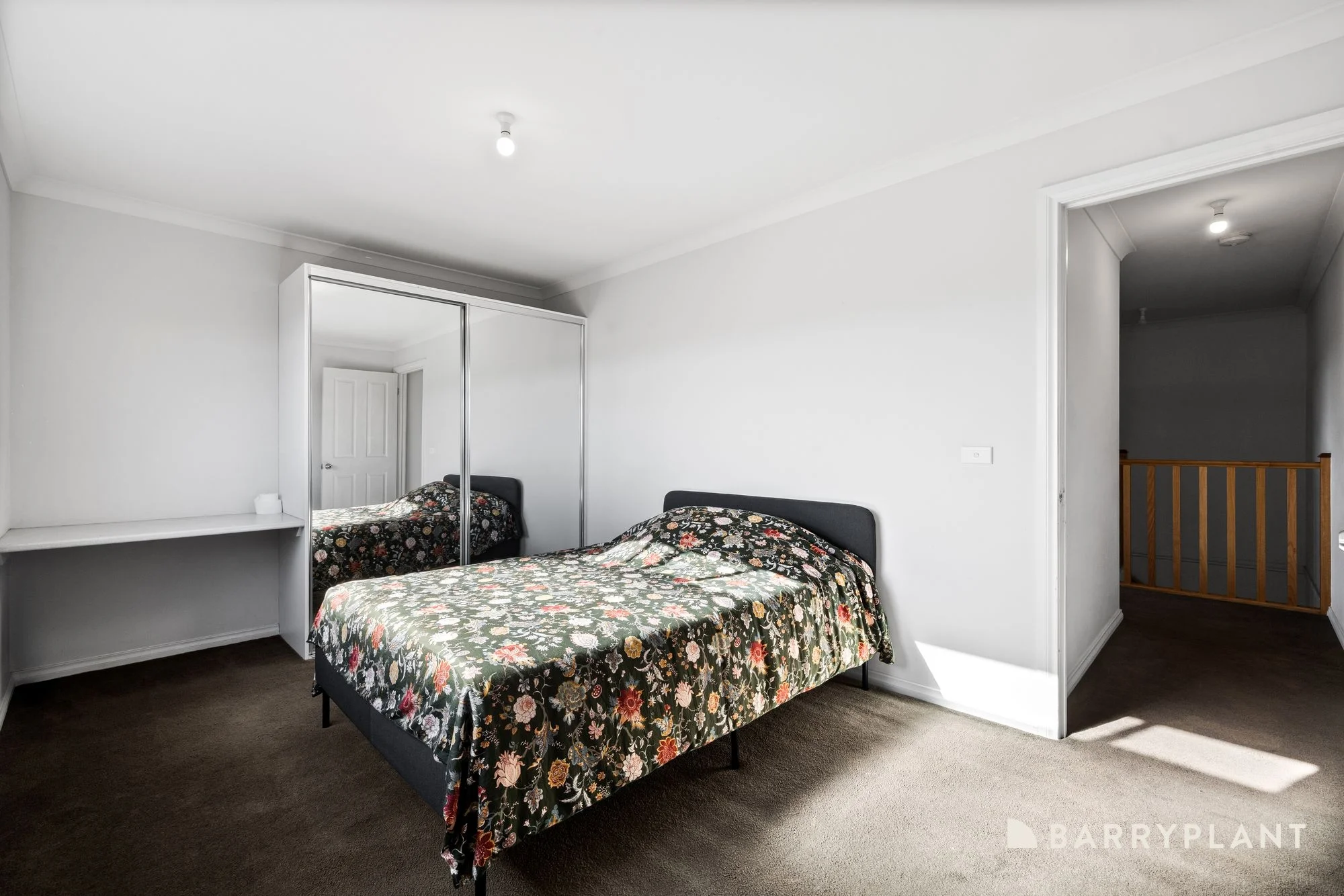 1/104 William Street, St Albans, Vic 3021