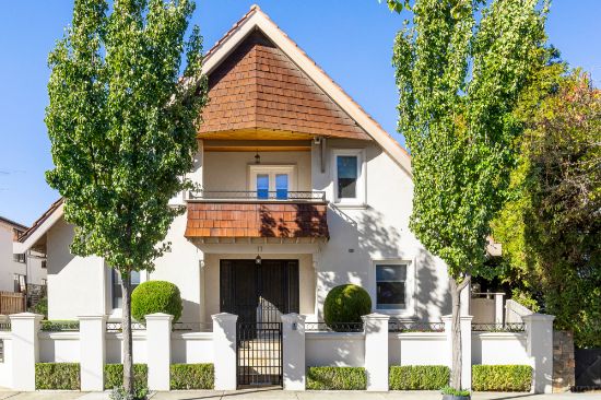 1/11 Tintern Avenue, Toorak, Vic 3142