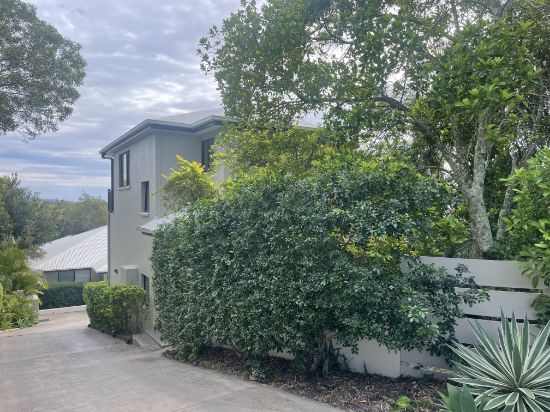 1/17 Advance Place, Sunrise Beach, Qld 4567