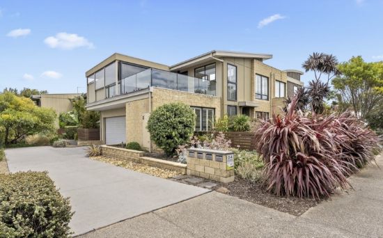 1/2 Hunt Avenue, Rye, Vic 3941