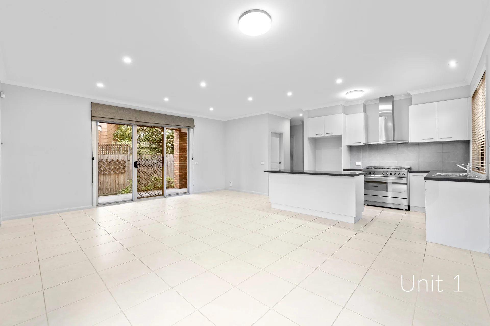 1/22 Avondale Grove, Mount Waverley, Vic 3149