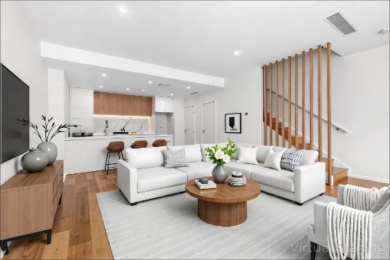 10 Bluebell Walk, Doncaster East, Vic 3109