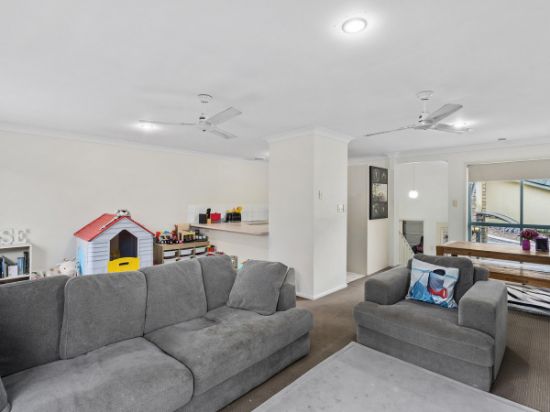 1006/6 Crestridge Crescent, Oxenford, Qld 4210