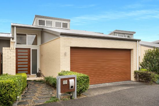 11/33 William Davies Drive, Figtree, NSW 2525