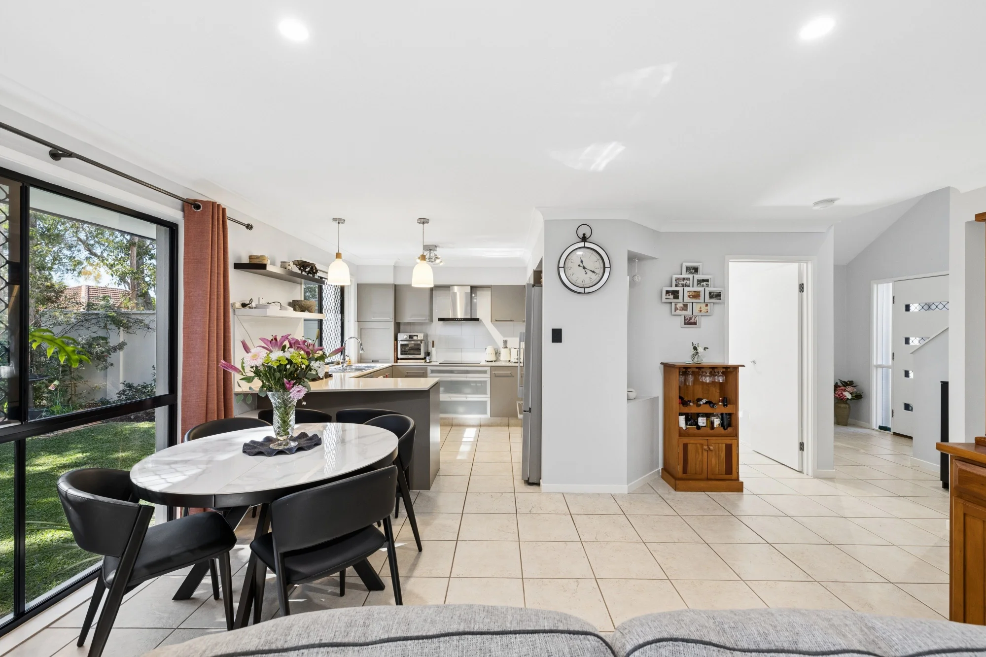 11/368 Pine Ridge Road, Coombabah QLD 4216