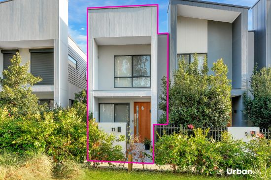11 Milkmaids Lane, Denham Court, NSW 2565