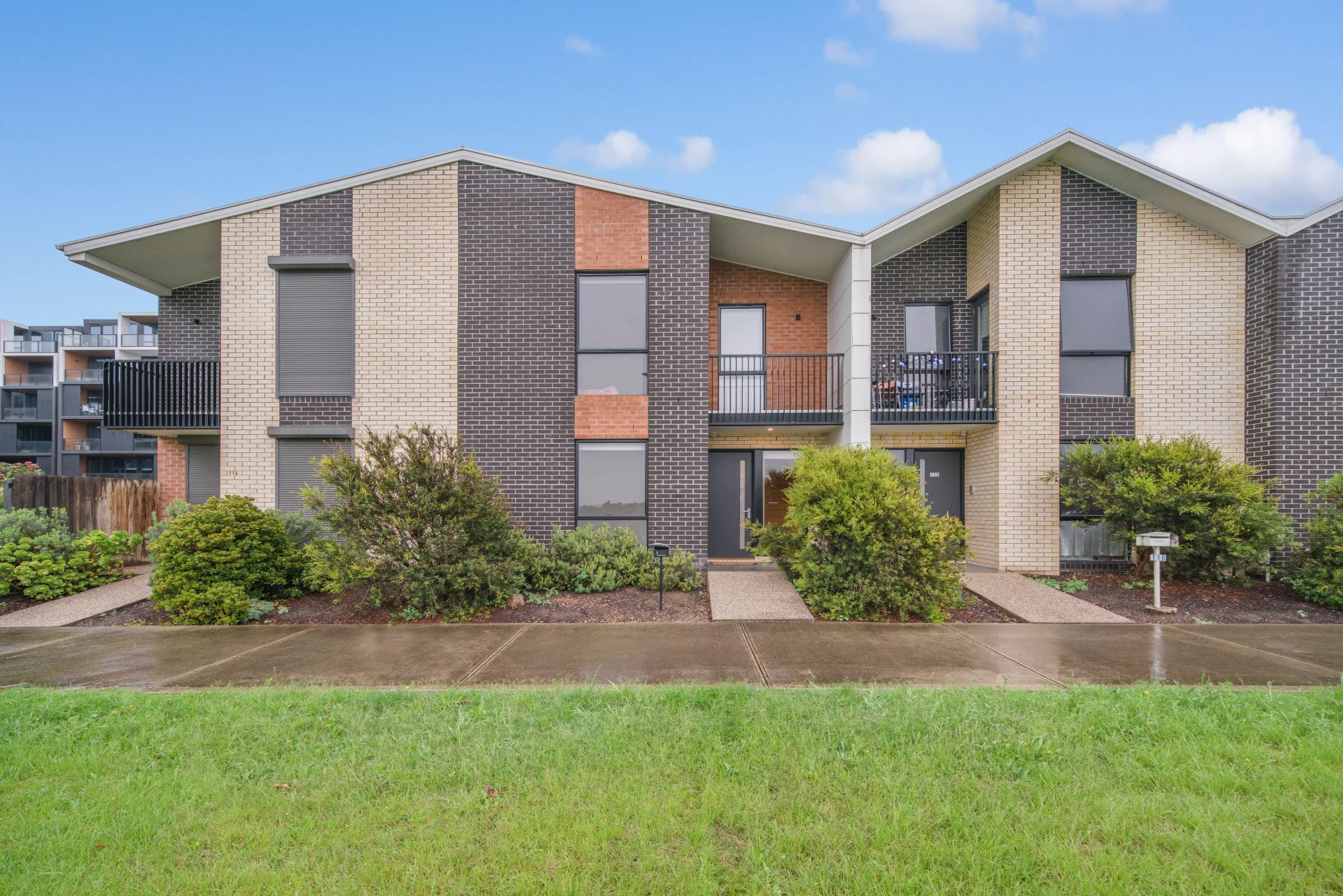 112, Cairnlea VIC 3023