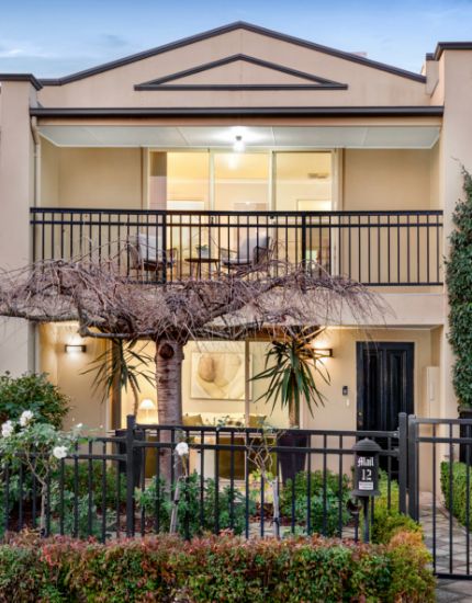 12 Arthur Street, Briar Hill, Vic 3088