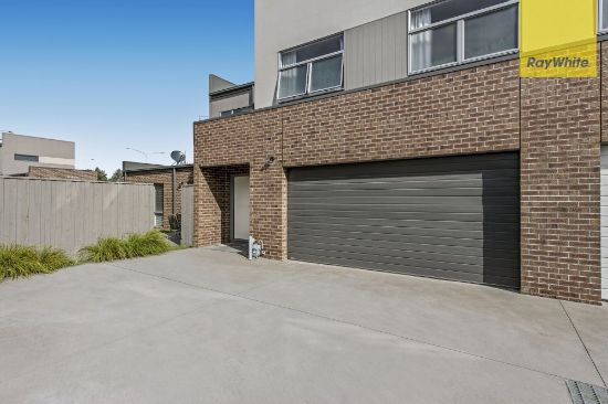 13 Botanic Place, Wantirna South, Vic 3152