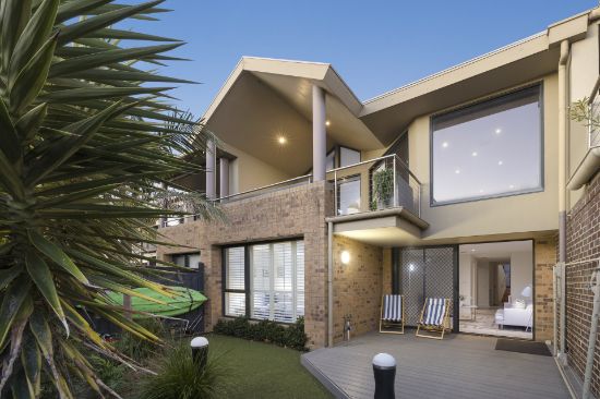 14 The Waterfront, Bonbeach, Vic 3196