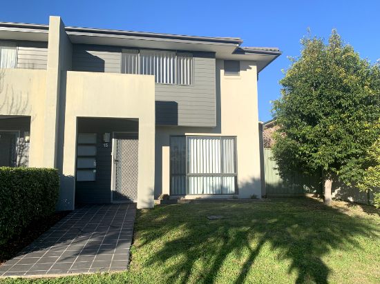 15/32 Luttrell Street, Glenmore Park, NSW 2745