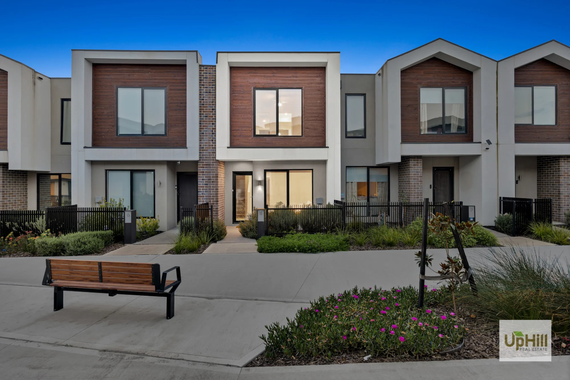 15 Pottersfield Walk, Officer, Vic 3809