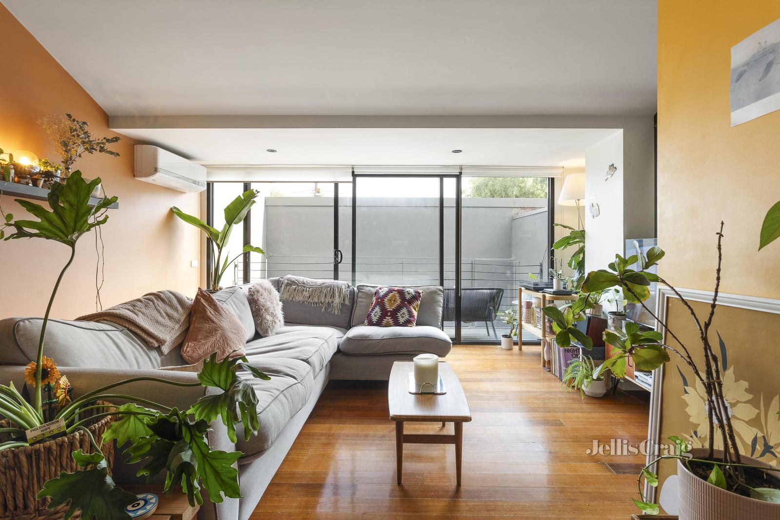 15c John Street, Clifton Hill, Vic 3068 15c John Street, Clifton Hill, Vic 3068