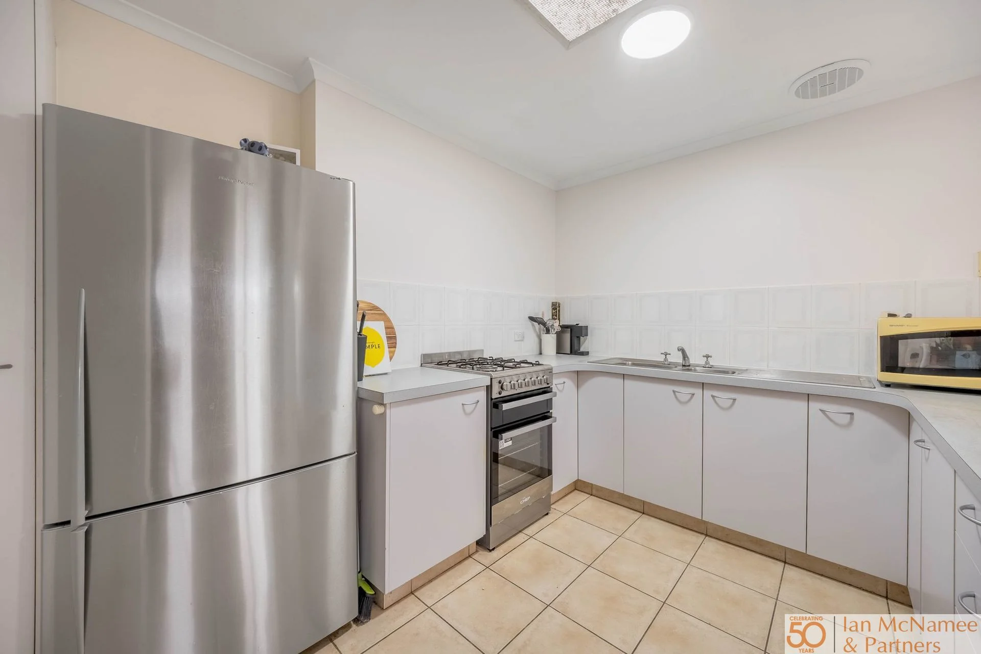 16/27 Elm Way, Jerrabomberra, NSW 2619