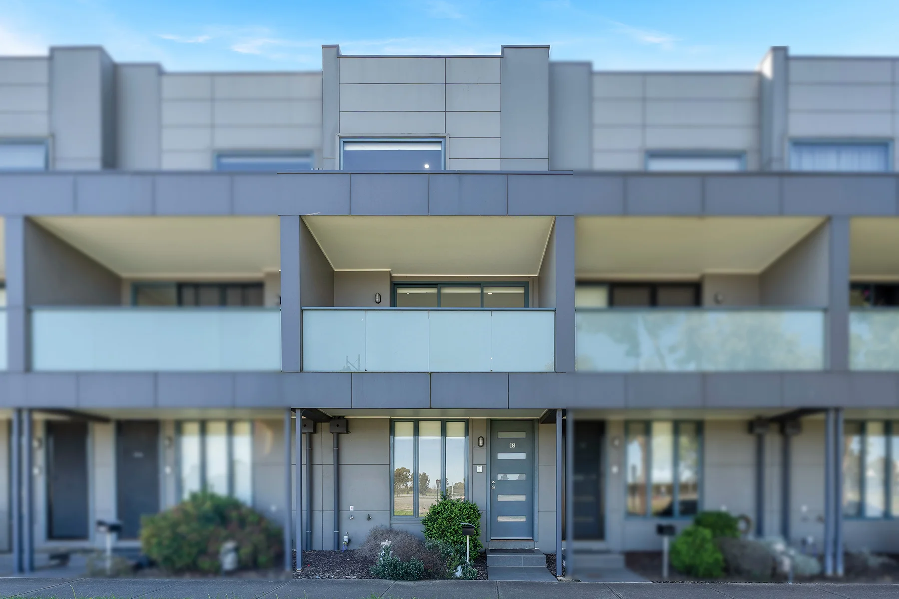 18/1 Brunswick Crescent, Craigieburn, Vic 3064