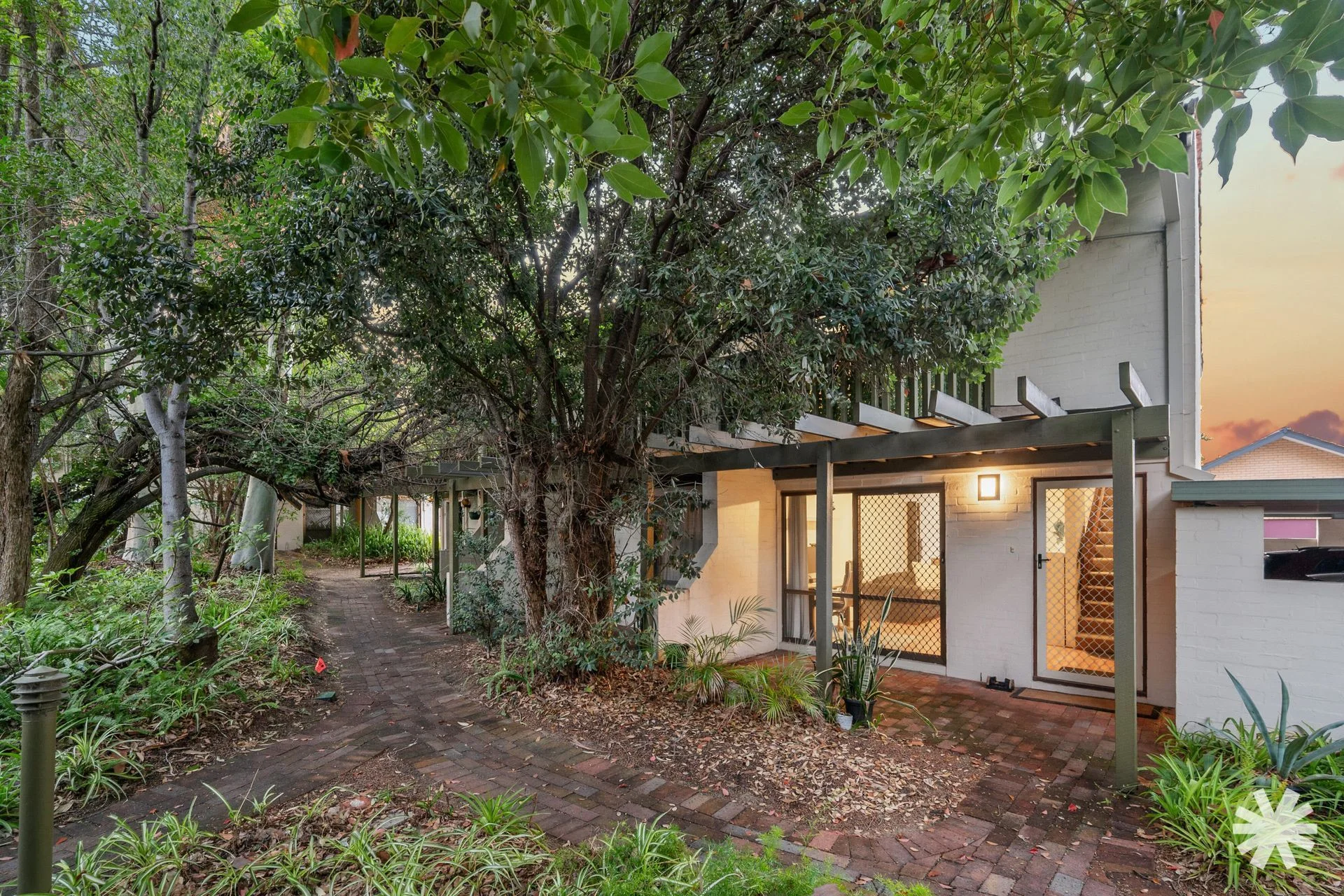 18/373-375 Canning Highway, Como, WA 6152