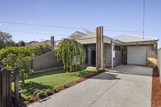 18 Fourth Avenue, Altona North, Vic 3025