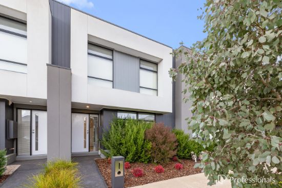18 Orange Drive, Fraser Rise, Vic 3336