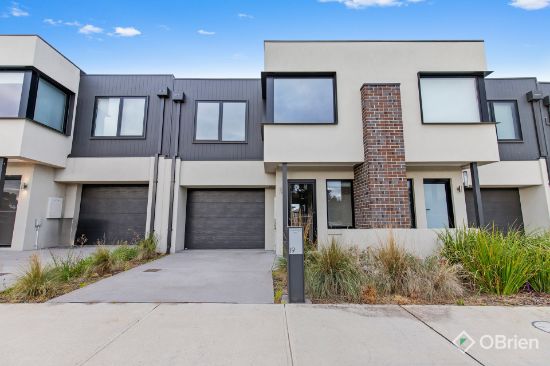 19 Darwinia Avenue, Clyde, Vic 3978