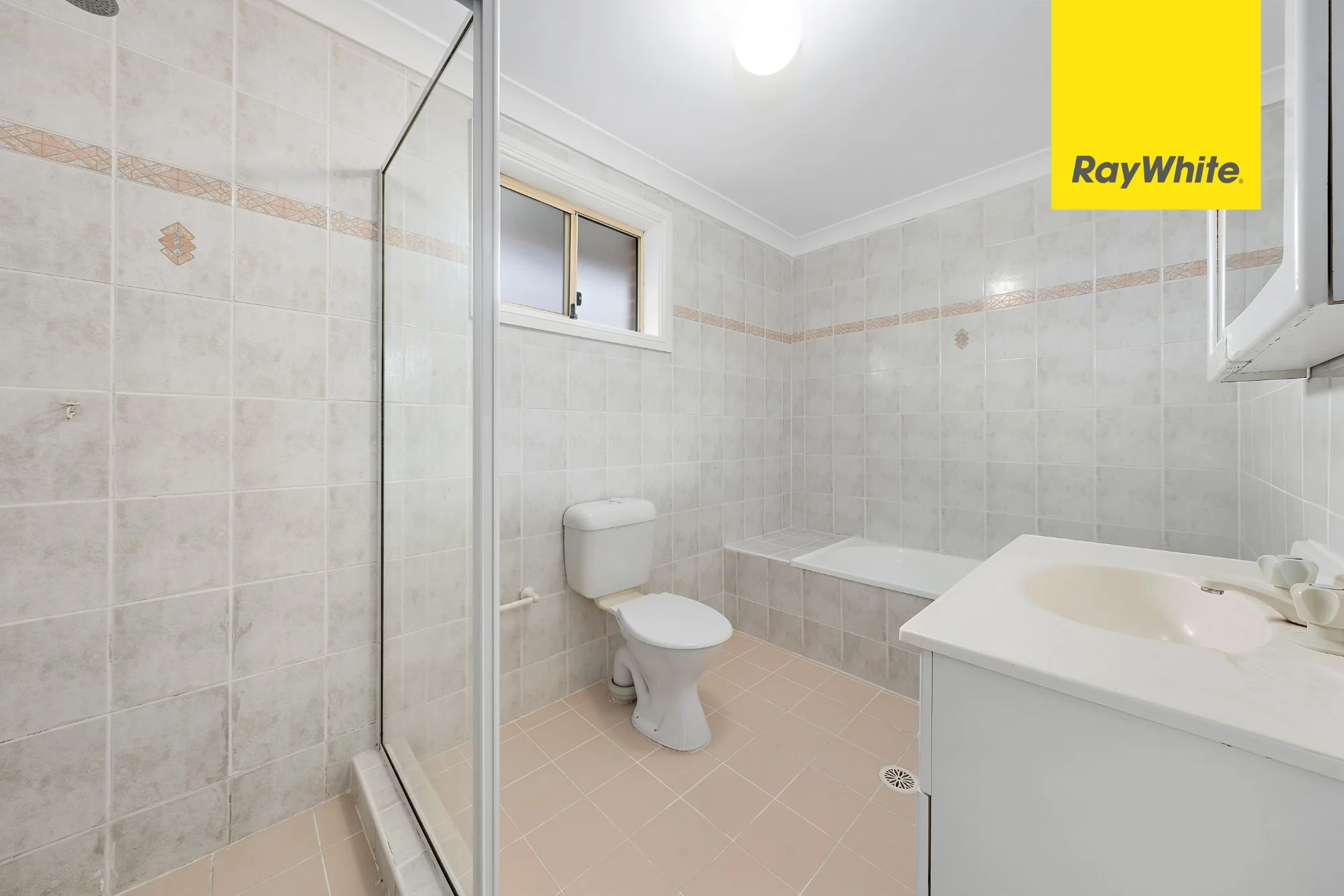 2/1-3 Kennington Oval, Auburn NSW 2144