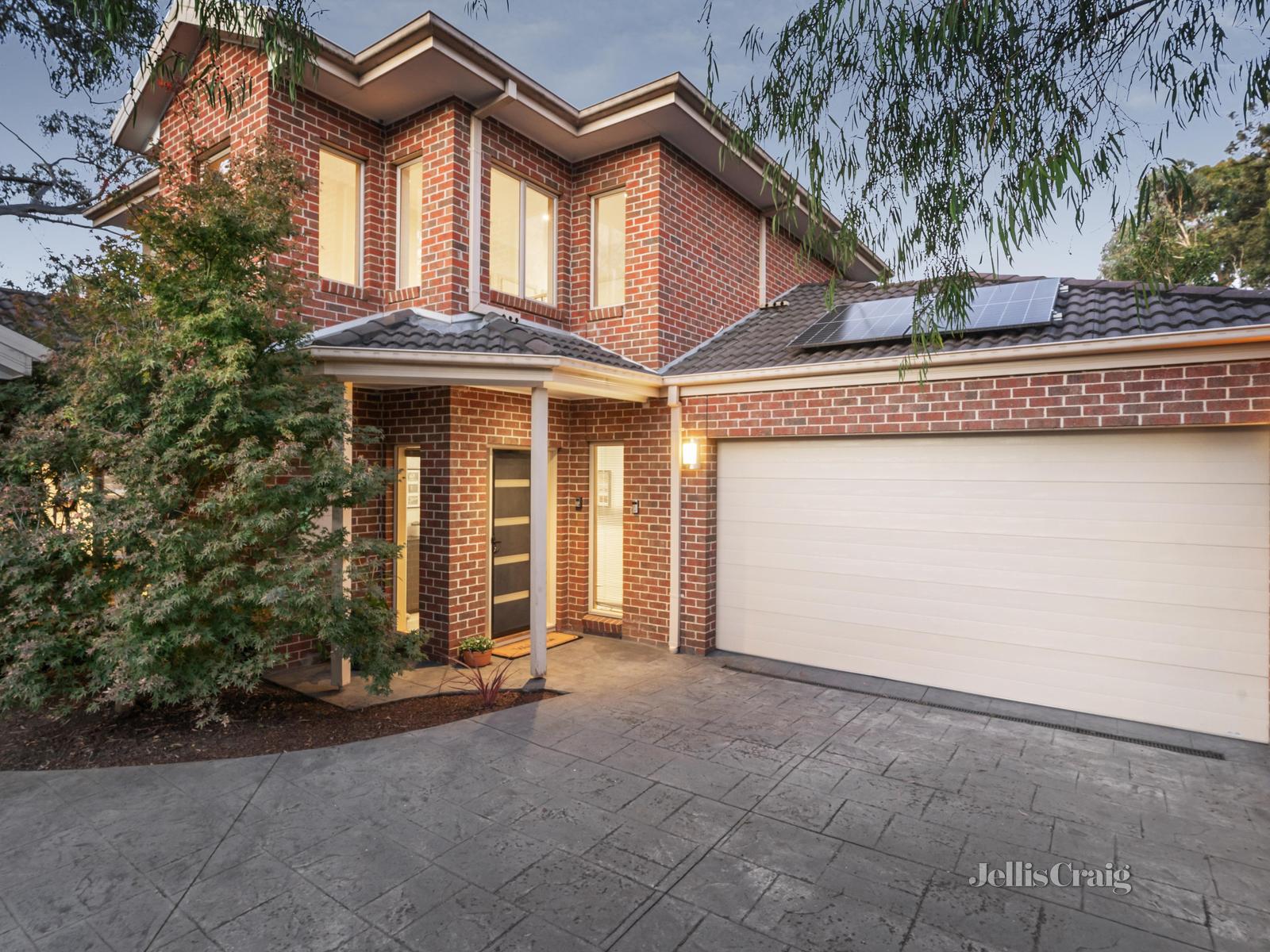 2/1 Pentlowe Avenue, Templestowe Lower, Vic 3107 2/1 Pentlowe Avenue, Templestowe Lower, Vic 3107