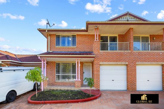 2/10-12 Peacock Close, Green Valley, NSW 2168