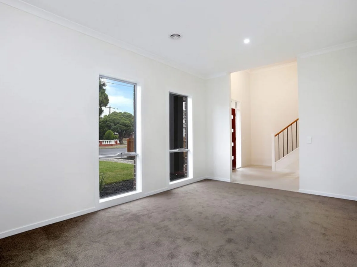 2/11-13 Narellan Drive, Keysborough, Vic 3173