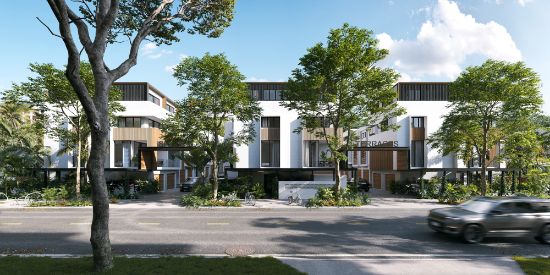 2/11-17 Spendelove, Southport, Qld 4215