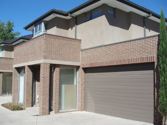2/120 Canterbury Road, Canterbury, Vic 3126