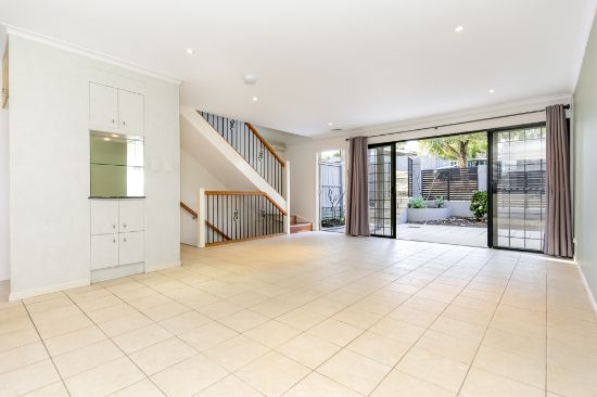 2/16 Goldsbrough Road, Taringa, Qld 4068