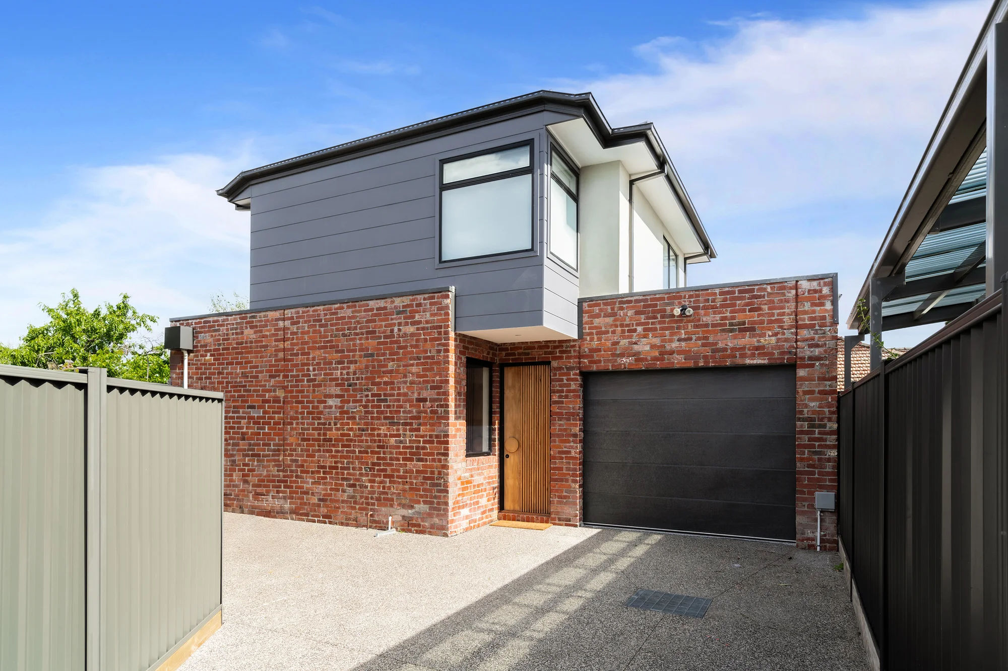 2/17 Sutherland Street, Coburg, Vic 3058