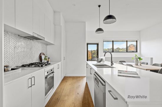 2/2 Keats Avenue, Kingsbury, Vic 3083