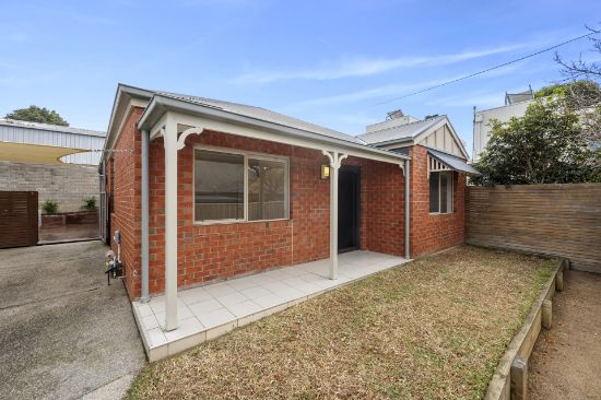 2/2 Marcus Street, Highton, Vic 3216