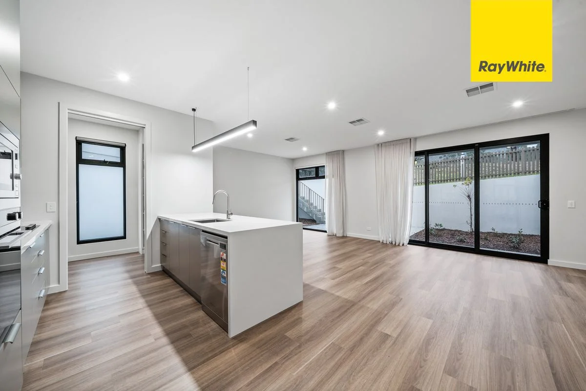 2/25 Rosanove Crescent, DENMAN PROSPECT ACT 2611