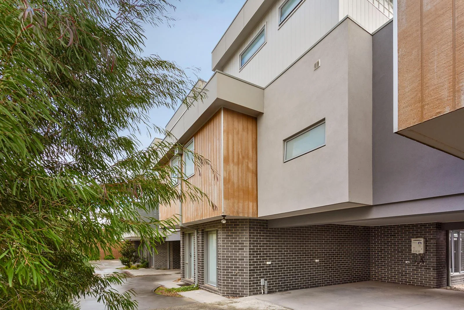 2/27 Dudley Street, Essendon North, Vic 3041