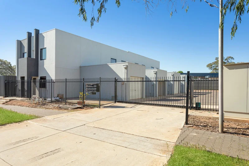 2/3 Campbell Road, Elizabeth Downs, SA 5113