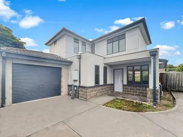 2/34 Curtin Street, Maidstone, Vic 3012