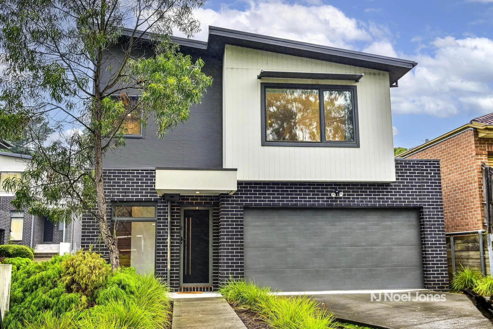 2/37 Deep Creek Road, Mitcham, Vic 3132