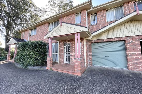 2/54 The Crescent, Toongabbie, NSW 2146