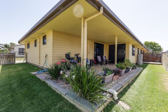 2/63 Grosvenor Drive, Moranbah, Qld 4744