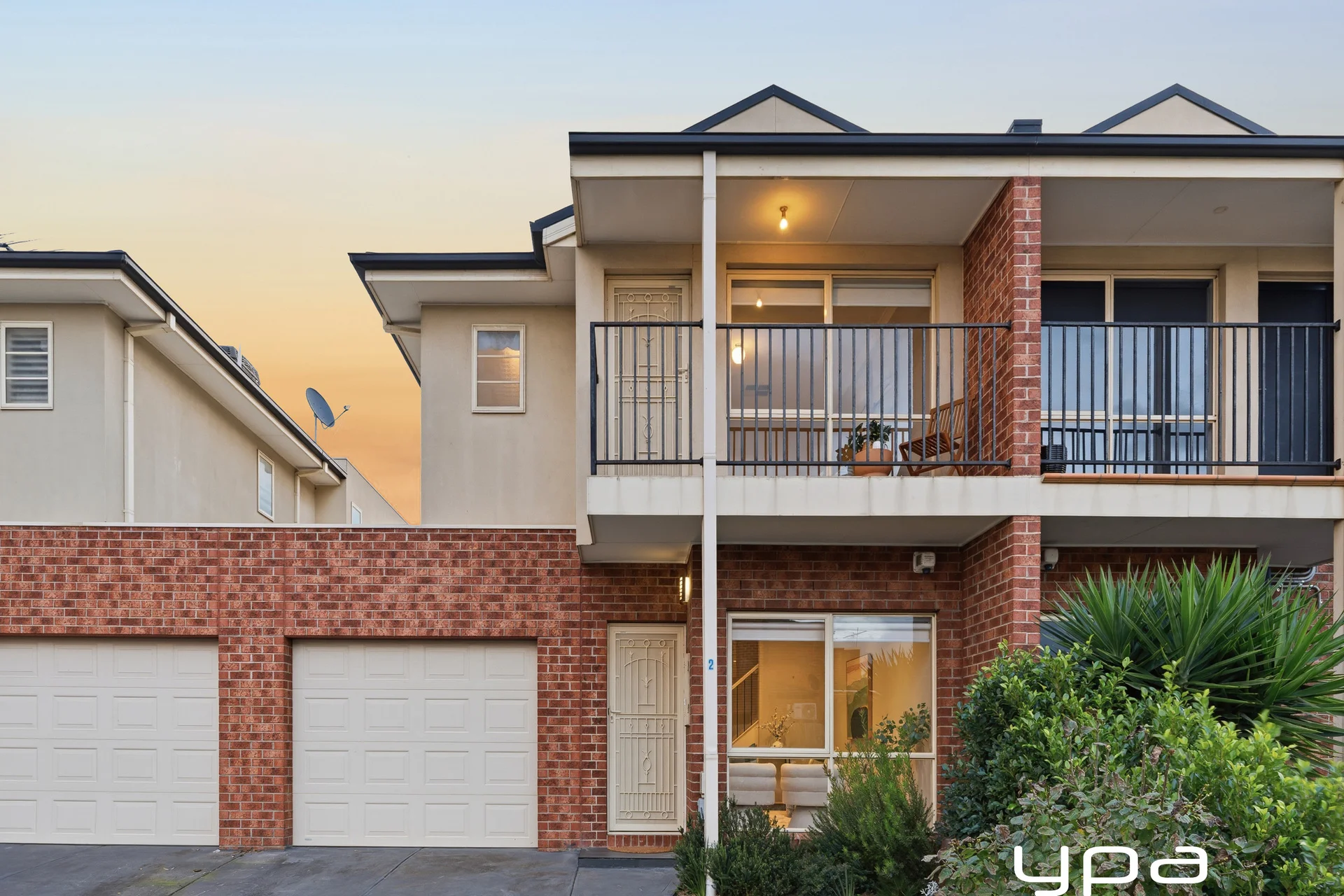 2/74 Rutherglen Crescent, Gowanbrae, Vic 3043