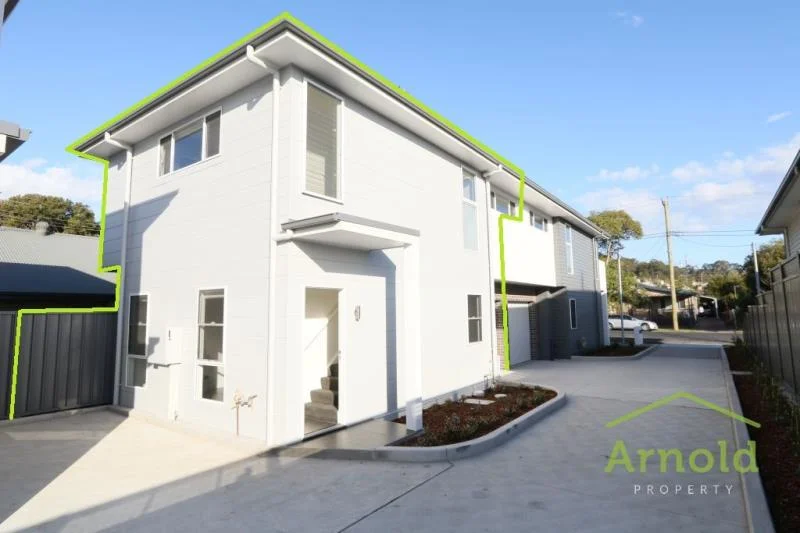 2/8 Fourth Street, Adamstown, NSW 2289