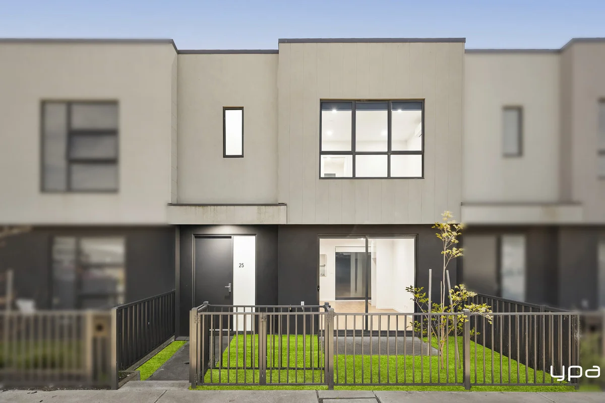 25 Glisten Way, Craigieburn, Vic 3064